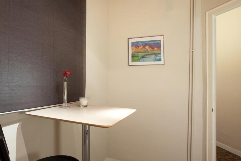 Modernist Apartment Barcelona — отель в Барселоне, Испания