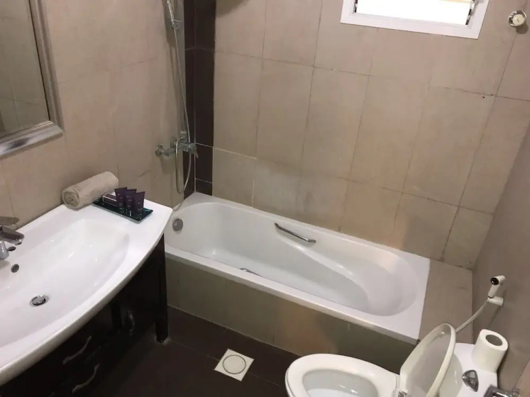Yousuf City House — забронировать отель в мускате