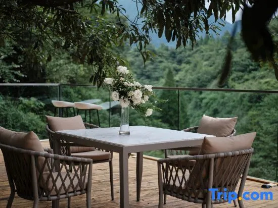 Yepsun Villa [The first choice for overseas tourists] — забронировать отель в Чэнду