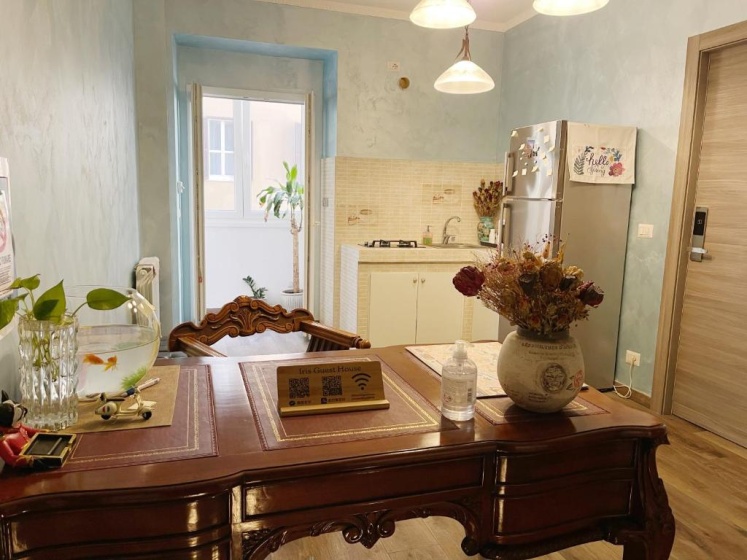 Цены на Iris Guest House в Риме