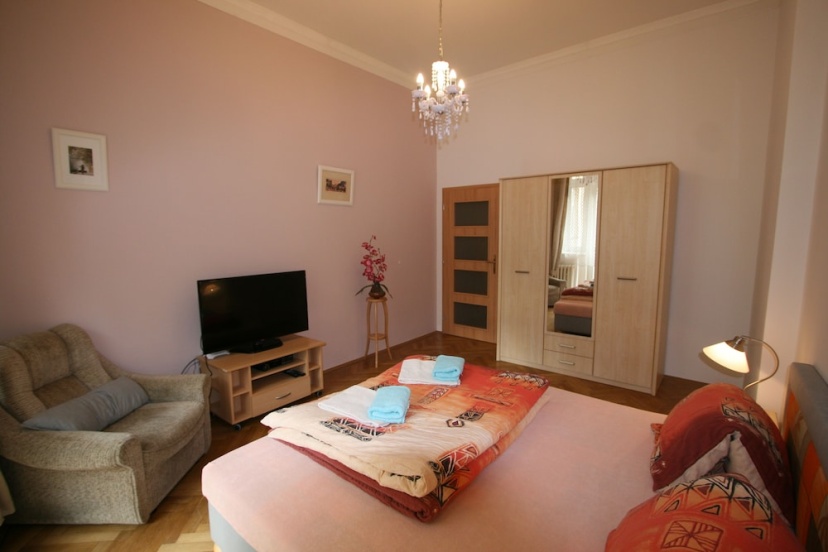 Apartment No. 25 T.G. Masaryka 13 — забронировать отель в Карловых Варах