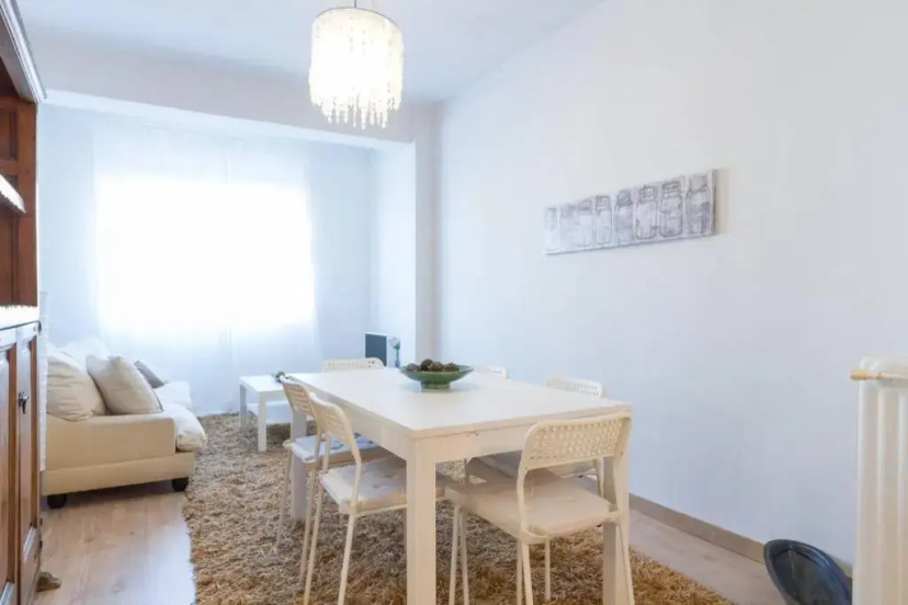 Maravilloso Apartamento en Puerta de Toledo C/Gasómetro by Batuecas — забронировать отель в Мадриде
