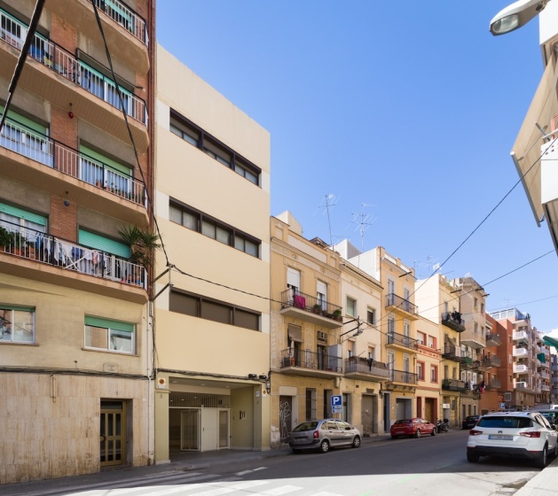 Hospedium Apartamentos DV — отель в Барселоне, Испания