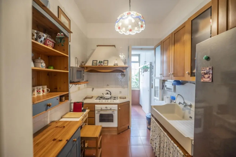Trastevere 2 BR Cozy Apartment — забронировать отель в Риме