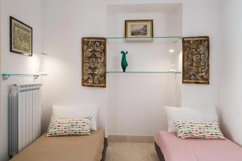 Sant'Agostino Apartment by DomuSicily — отель с удобствами в Палермо
