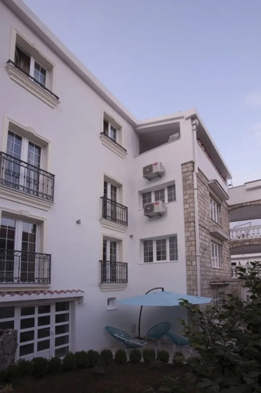 Цены на Captains villa в Будва