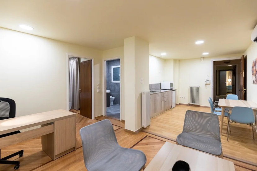 Athens Kyniska Apartments — отель с удобным расположением в Афины