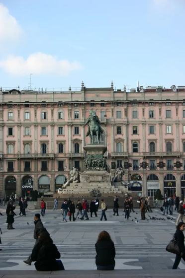SCF COLLECTION - Duomo — отель с удобным расположением в Милане
