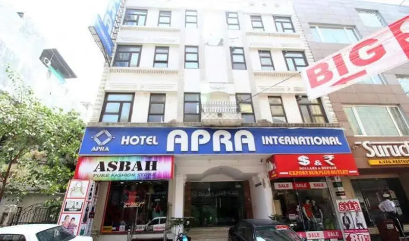Hotel Apra International — комфортный отель в Дели