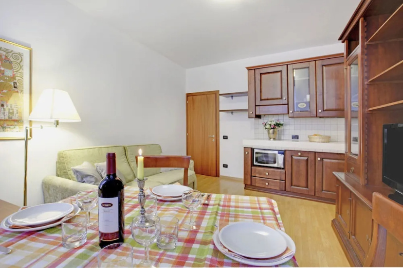 Цены на Double Arch Apartments в Венеции
