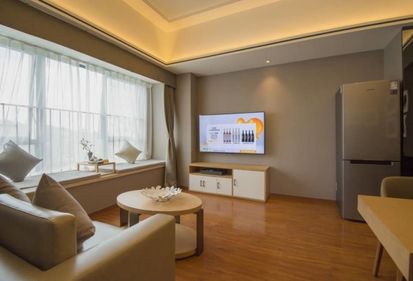 Guangzhou Ahotel Service Apartment — отель с удобствами в Гуанчжоу