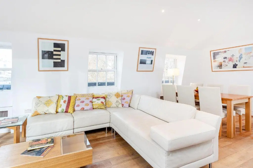 Beautiful 2 bedrooms apartment in Knightsbridge — забронировать отель в Лондоне