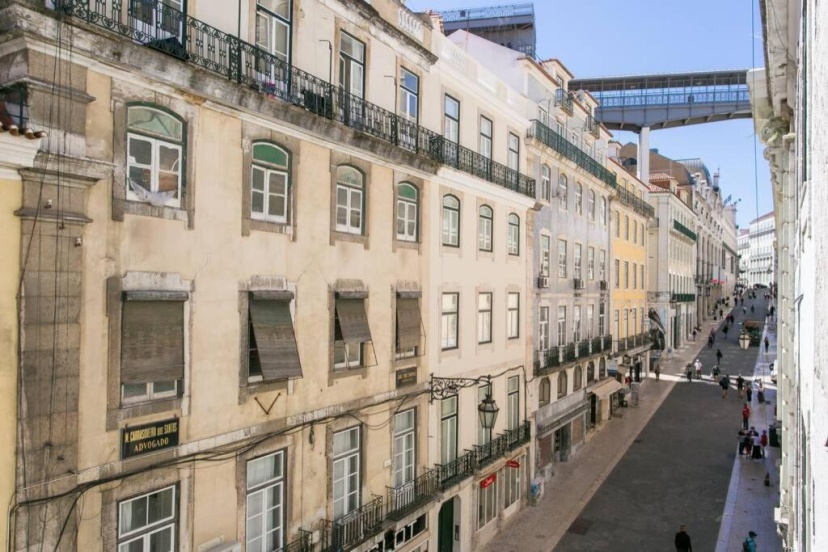 JP39 - Baixa 18th century tiles apartment with 2 bdr! — комфортный отель в Лиссабоне