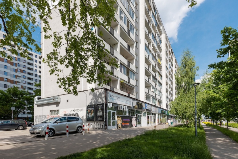 Warsaw City View Apartment by Renteres — забронировать отель в Варшаве