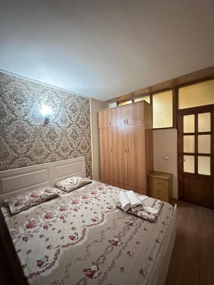 Apartment in Yerevan on Amiryan Street — отель с удобным расположением в Ереван