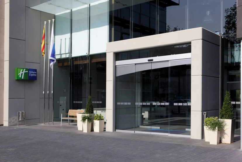 Holiday Inn Express Barcelona City 22@ by IHG — отзывы гостей и цены
