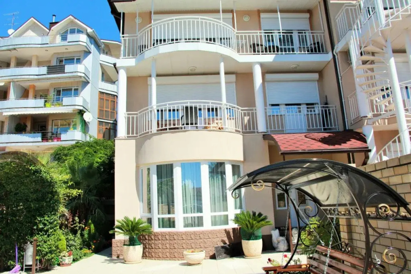 Na Byithe Guest House — комфортный отель в Сочи