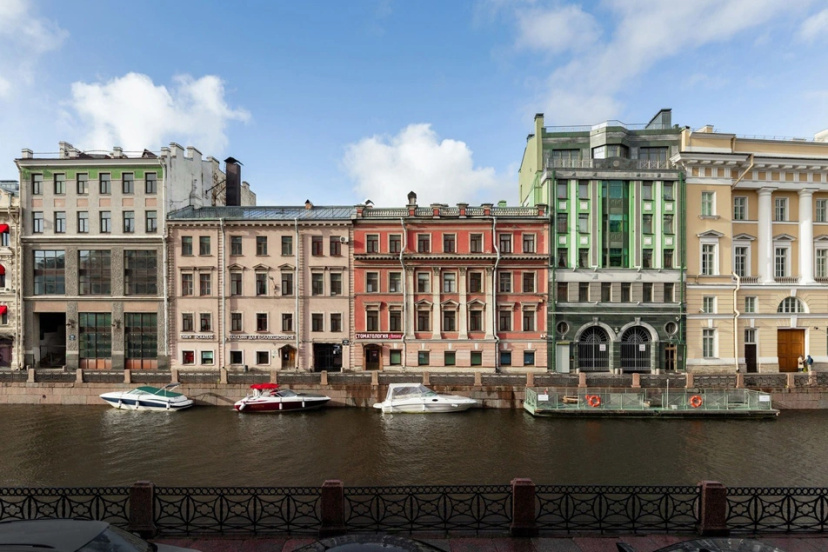 Цены на Minin Apartments на Мойке 40 в Санкт-Петербурге