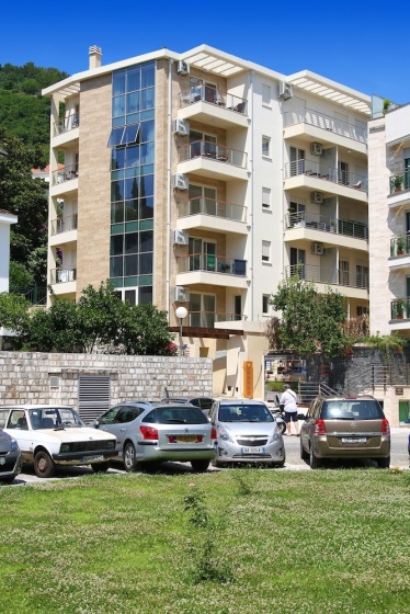 Sarap apartments Budva — комфортный отель в Будва