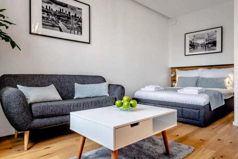 Koszykowa Suite - apartament w centrum Warszawy! — комфортный отель в Варшаве