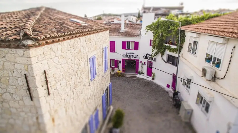 Alacati Otel Lalasa — отель в Чешме, Турция