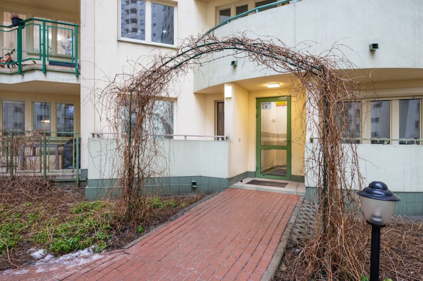Bukowińska Apartment Warsaw by Renters — комфортный отель в Варшаве