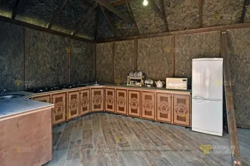 Цены на Guest House Lady Di в Темрюк