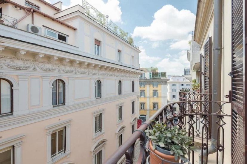 RSH Trevi Fountain Luxury Apartment — комфортный отель в Риме