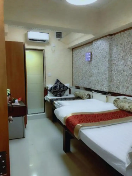 Standard Triple Room — комфортный отель в Гонконг