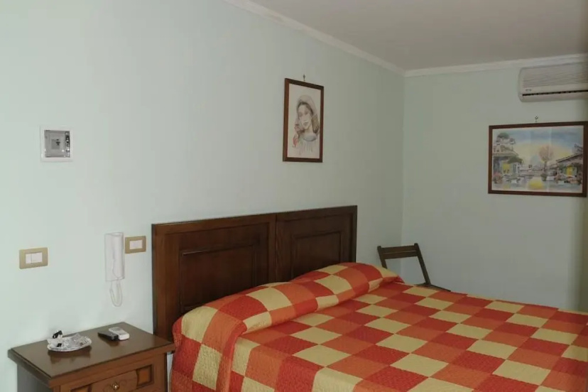 La Villa Del Patrizio — отель с удобствами в Риме