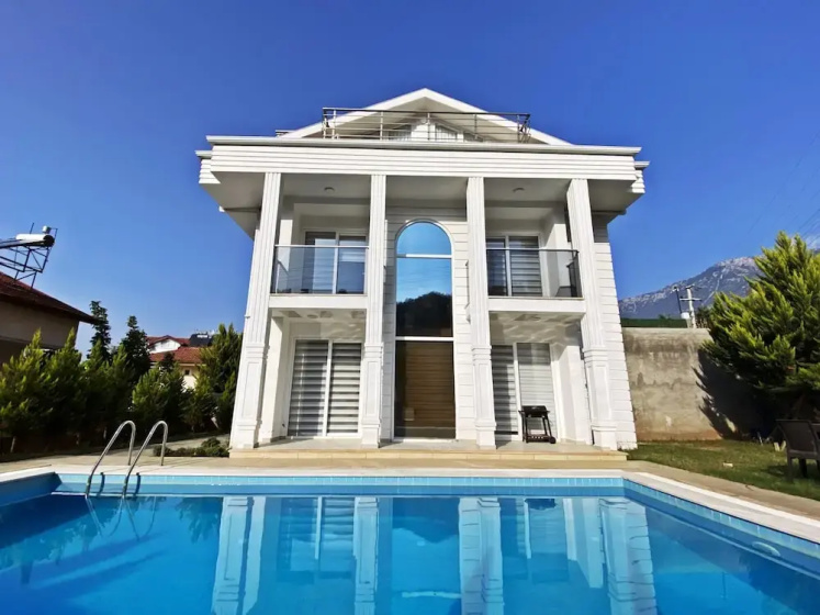 Fethiye Cihan Villa — отель с удобным расположением в Фетхие
