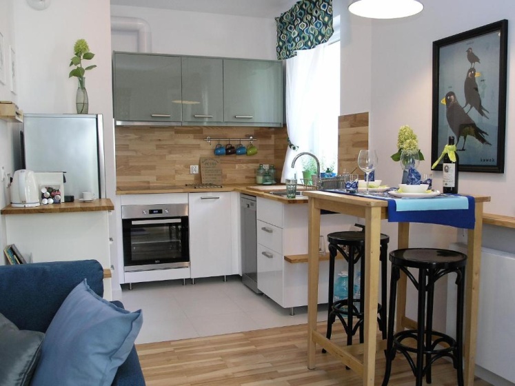 Apartament Metro Kowieńska — отель в Варшаве, Польша