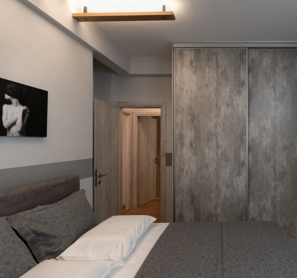 101m² Renovated Apartment in Koukaki — отель с удобствами в Афины