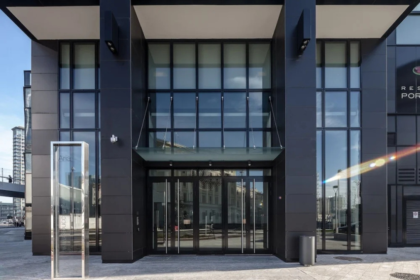 Suitelowcost Solaria 6 pax — отель с удобным расположением в Милане