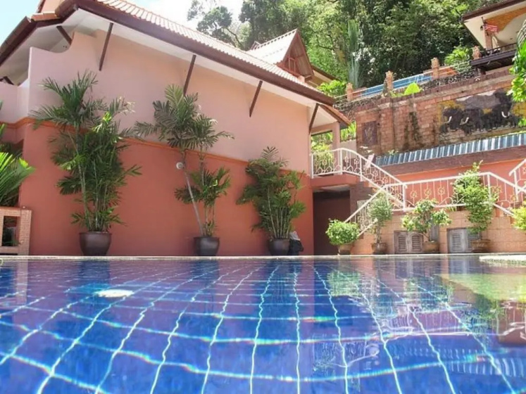 Цены на Baan Kongdee Sunset Resort в Пхукете