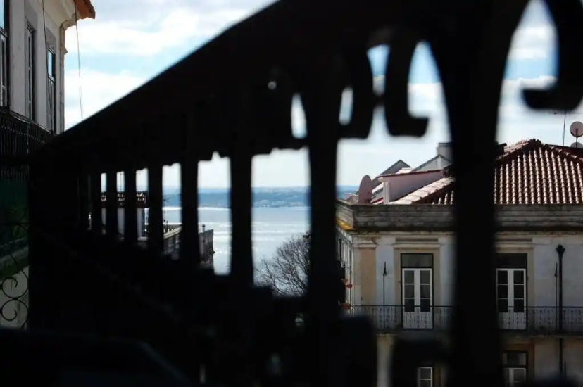 Цены на Castle House Lisbon в Лиссабоне
