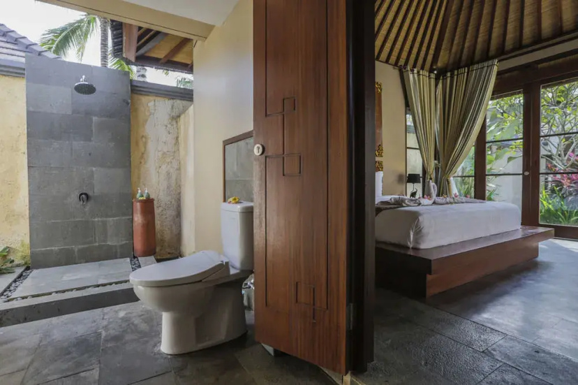 The Kampung Ubud Villa — отель с удобствами в Убуде