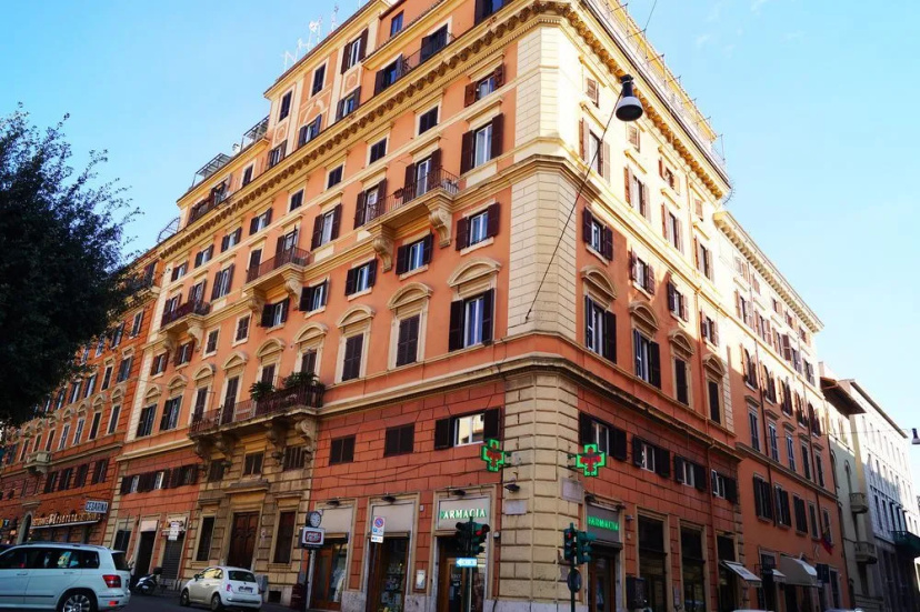 Caterina Embassy Apartment — отель с удобным расположением в Риме