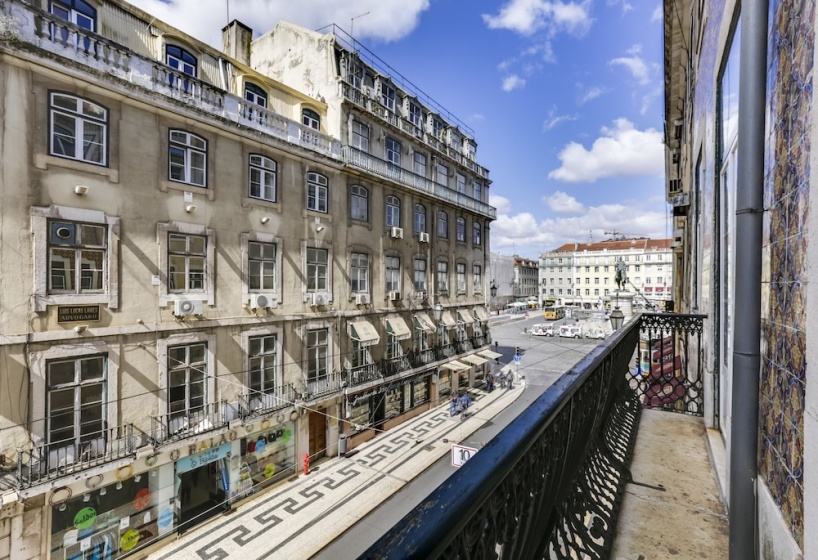 Цены на Sweet Inn Apartments Baixa в Лиссабоне