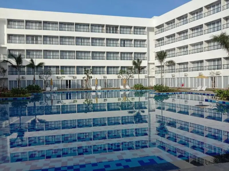 Raja Hotel Kuta Mandalika — отзывы гостей и цены