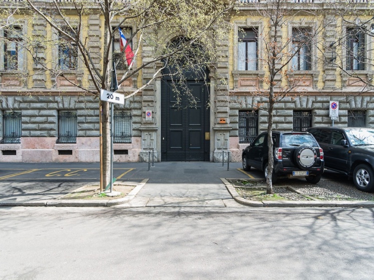 Hintown Castle Mansion — отель с удобствами в Милане