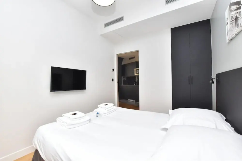 Chic Apartment - 1br/4p - Near the Palais Garnier — забронировать отель в Париже