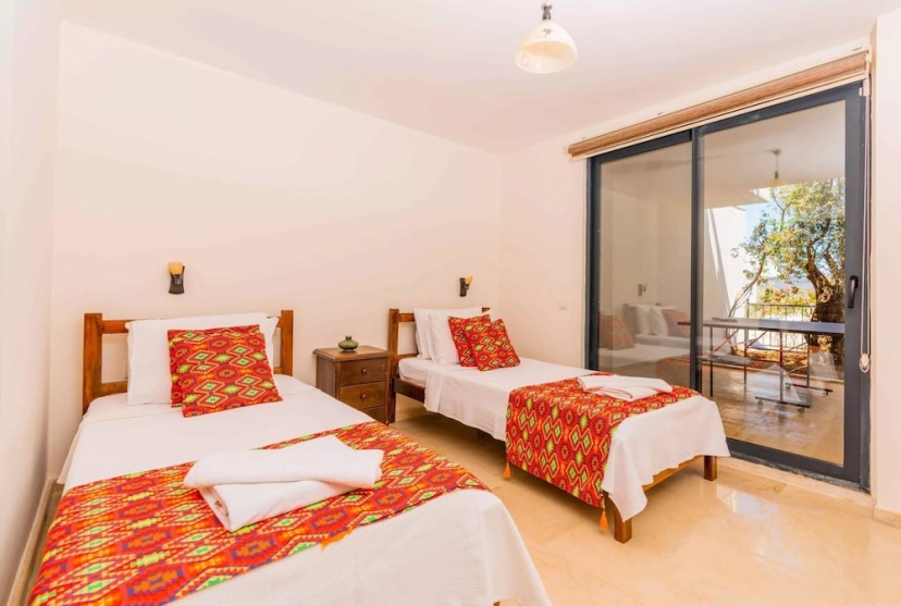 Charming 4-bed Villa in Kalkan Magnificent View — комфортный отель в Калкан