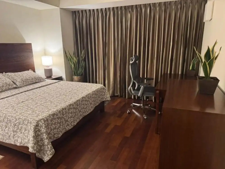 Cinnamon Life Residencies 12th Floor Apt — комфортный отель в Коломбо