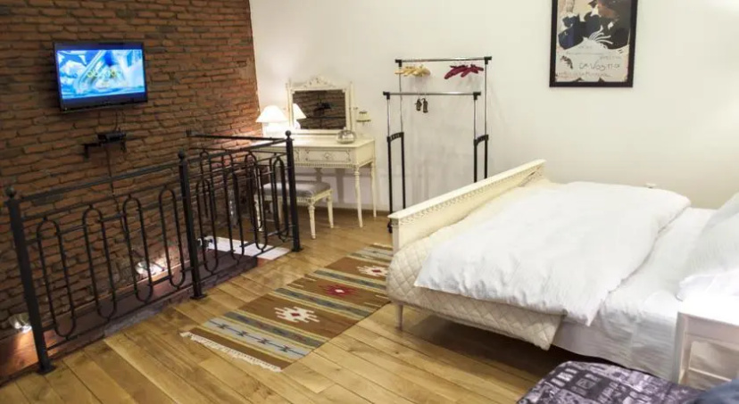 Цены на Duplex Apartment near Sharden Street в Тбилиси