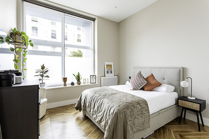 Цены на Well-decorated Notting Hill Flat в Лондоне