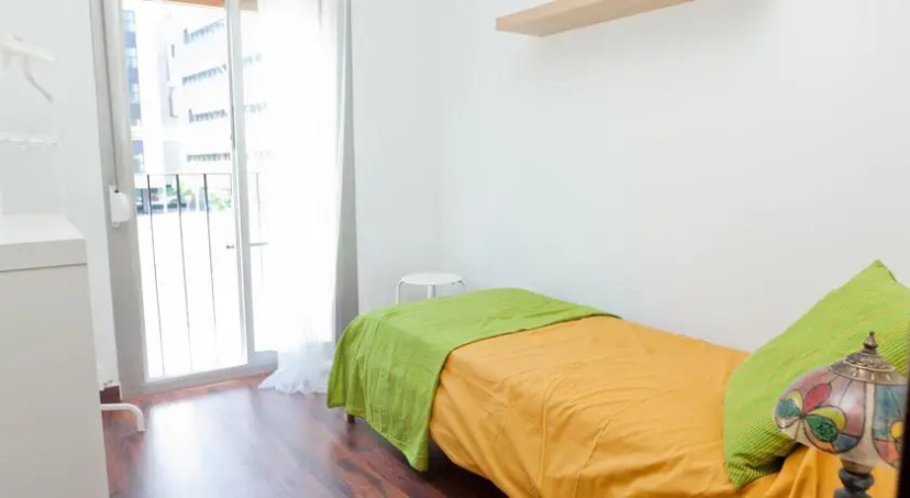 Apartment Lope de Vega — комфортный отель в Барселоне