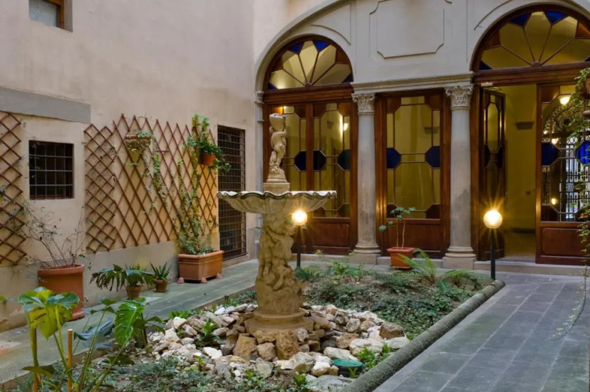 Residenza Castiglioni — забронировать отель в Флоренции
