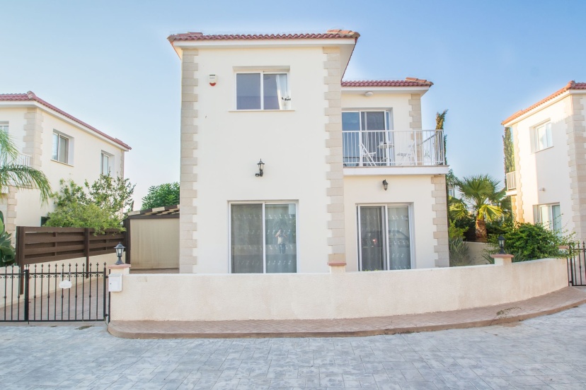 Villa Nora — комфортный отель в Протарас