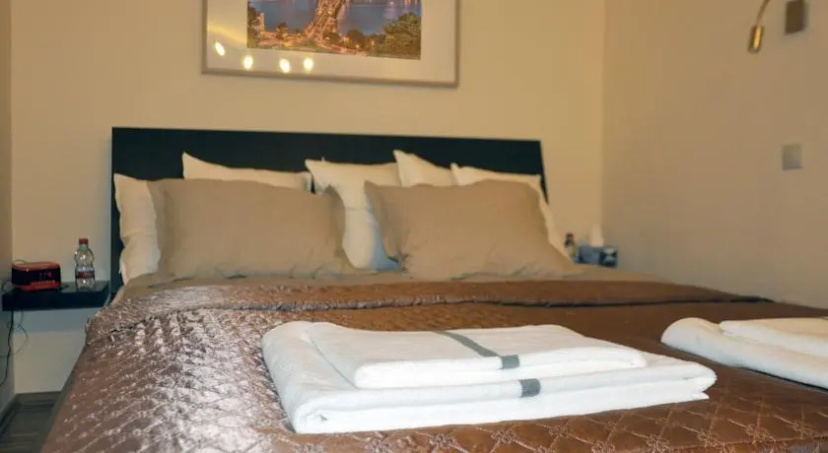 Luxury Home in Budapest — забронировать отель в Будапеште